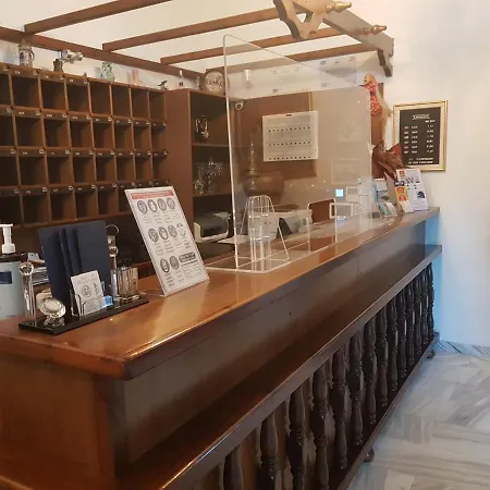 Miramare 3* 克里斯阿穆迪亚