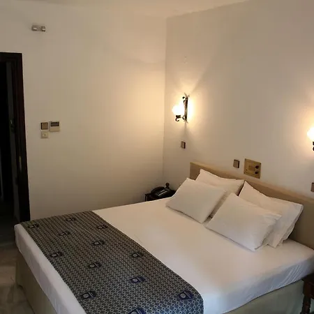 Miramare خْريسيا أموذيا